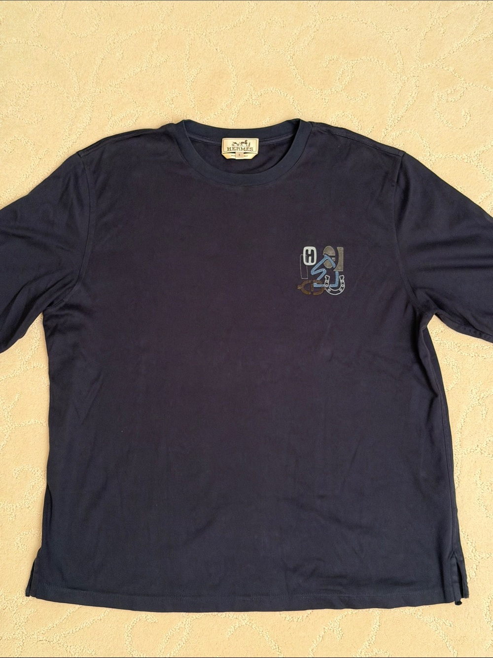 Hermes Navy blue Short-Sleeve Crewneck T-Shirt with embroidered horse head.